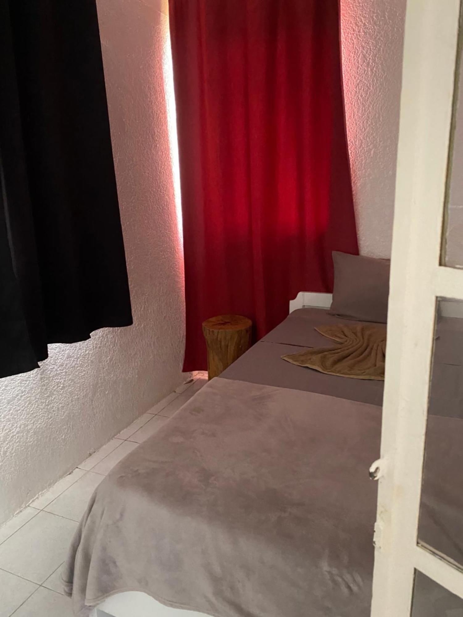 Le Pole Hotell Grand-Baie Eksteriør bilde